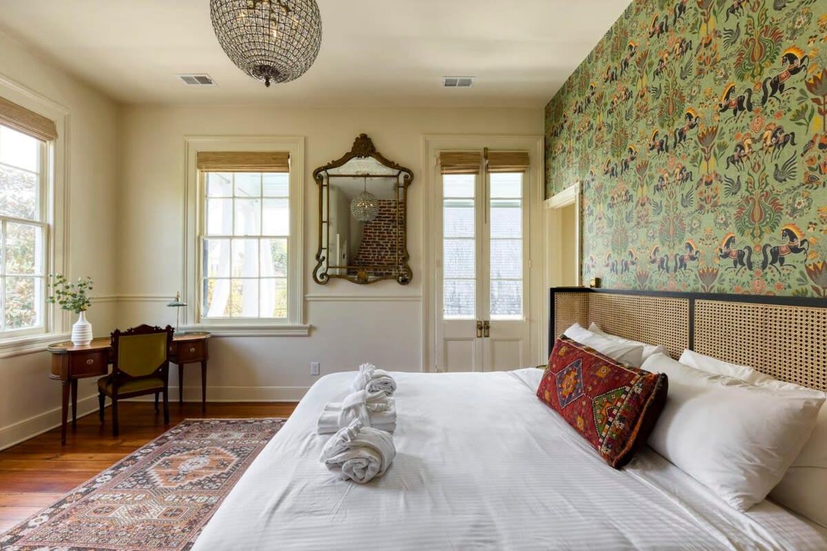 The Ashley Veranda King Suite With Breakfast Чарлстън Екстериор снимка