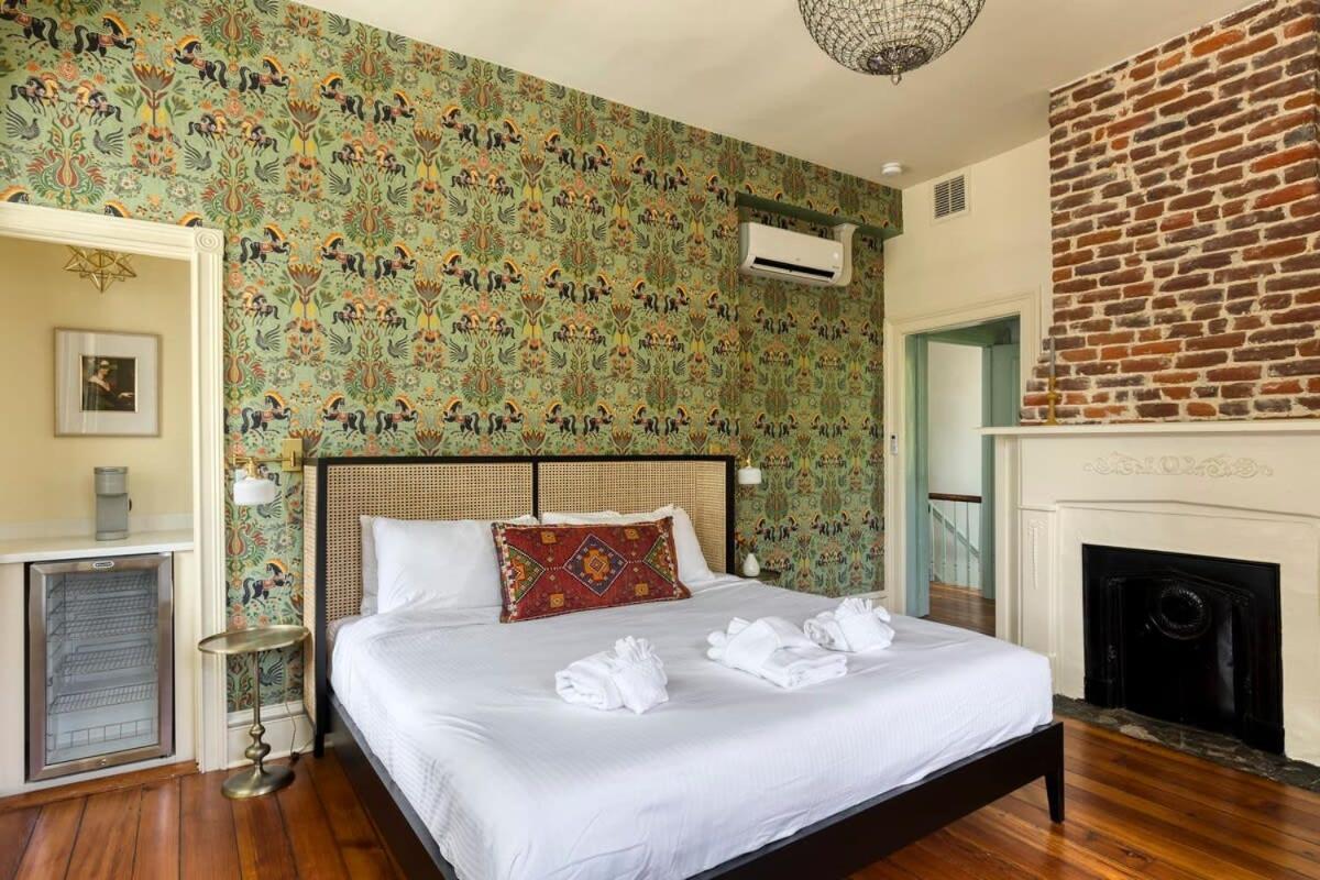 The Ashley Veranda King Suite With Breakfast Чарлстън Екстериор снимка