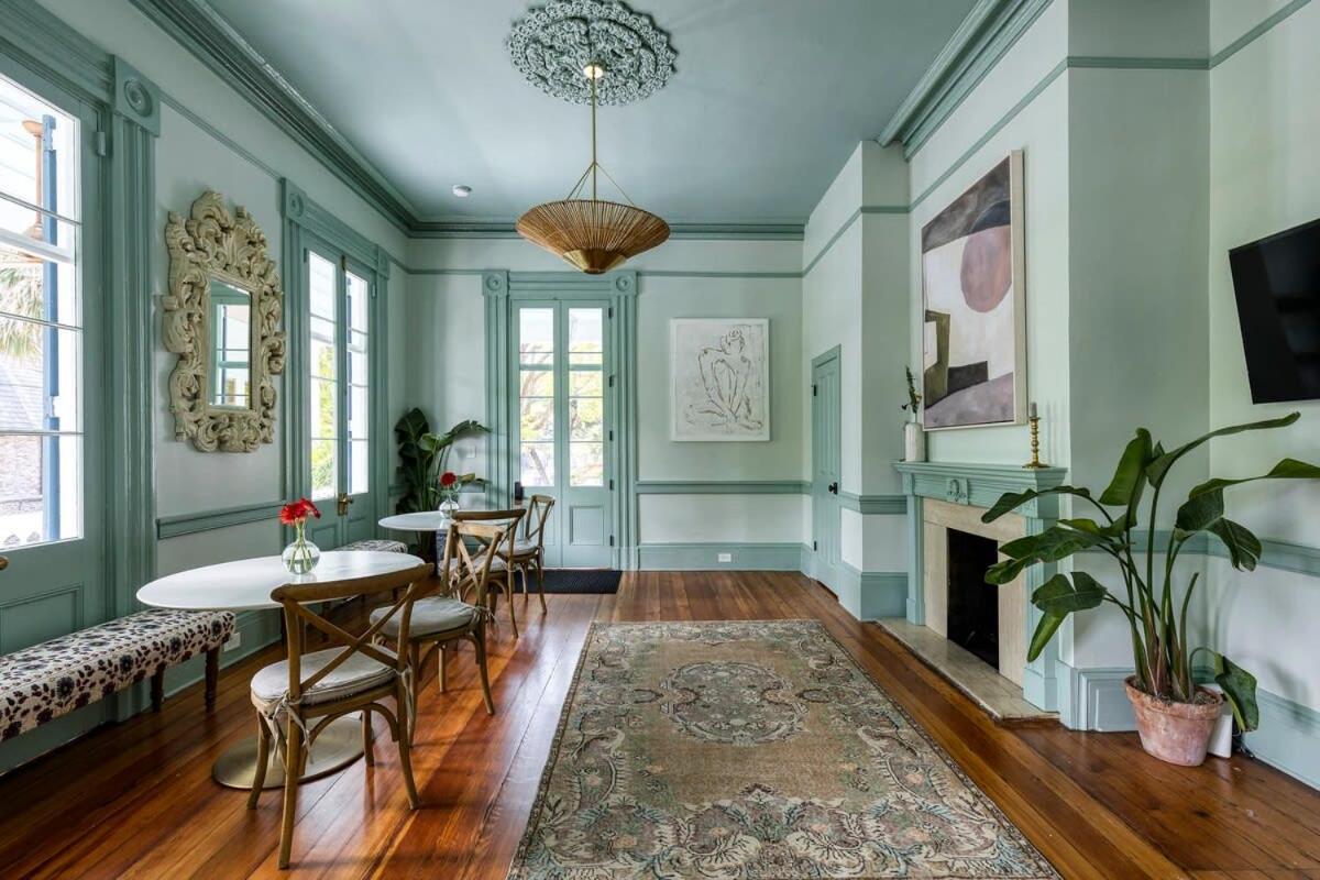 The Ashley Veranda King Suite With Breakfast Чарлстън Екстериор снимка
